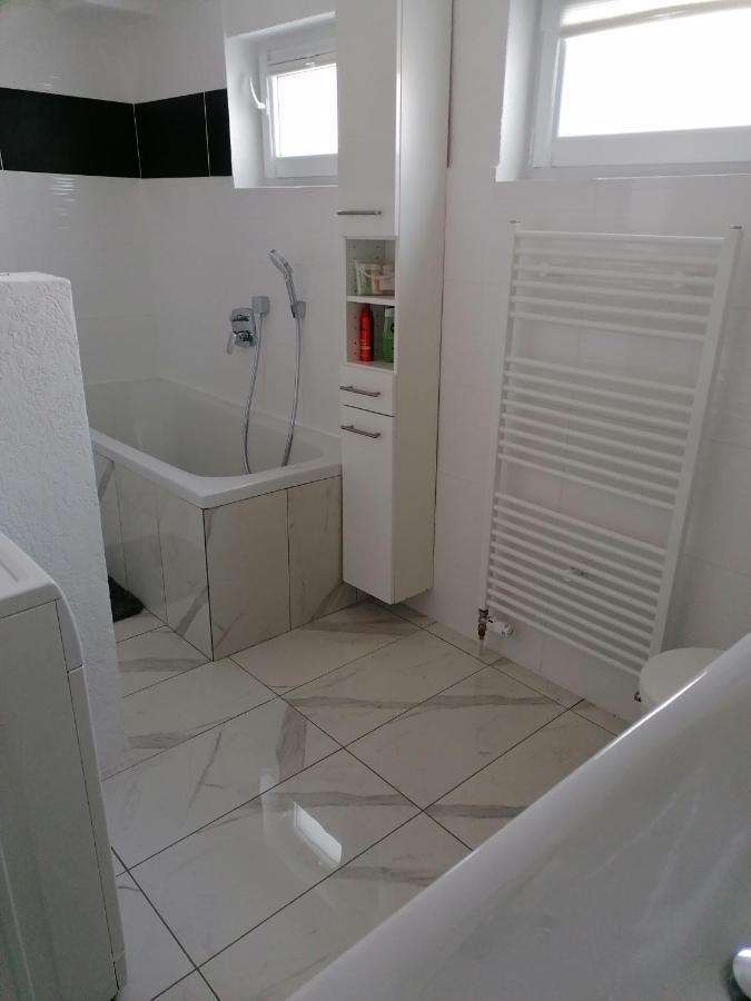 Schoene Einliegerwohnung In Hechingen Exteriör bild