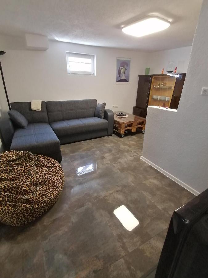 Schoene Einliegerwohnung In Hechingen Exteriör bild